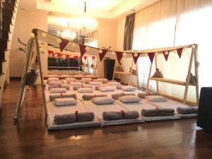 tenda-gigante-festa-do-pijama-amarela