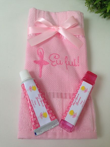 Kit higiene para festa do pijama, que se transforma em lembrança