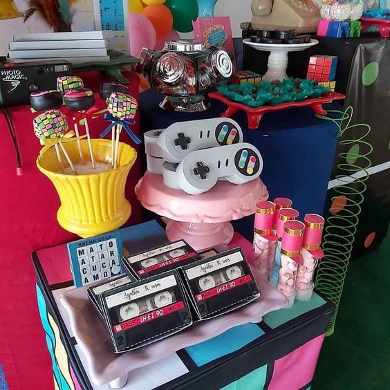 Decoração especial anos 90 para uma festa cringe