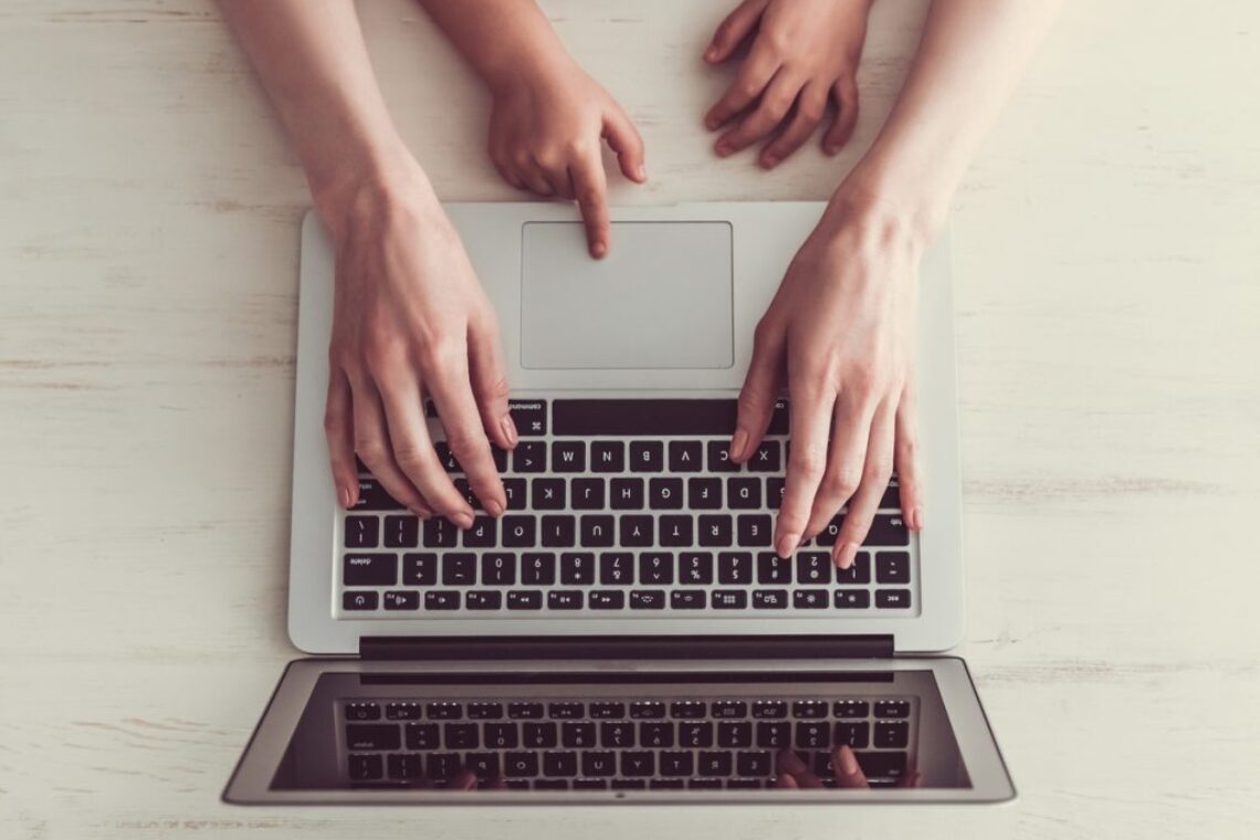 Home Office com as crianças
